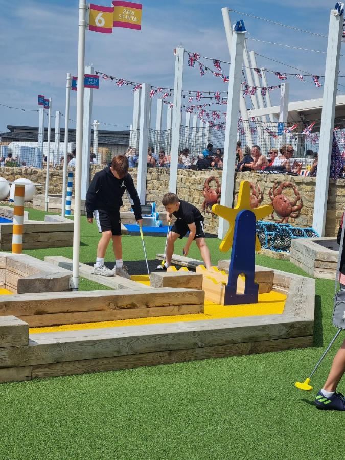 The Burrows Holiday Caravan, Seal Bay Selsey Exteriér fotografie